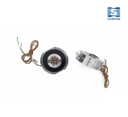 Двигатель постоянного тока с высоким удельным крутящим моментом и ограниченным углом поворота, с точным управлением и низким энергопотреблением для робототехники и автоматизации